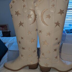 Pink Lily Cowboy Boots